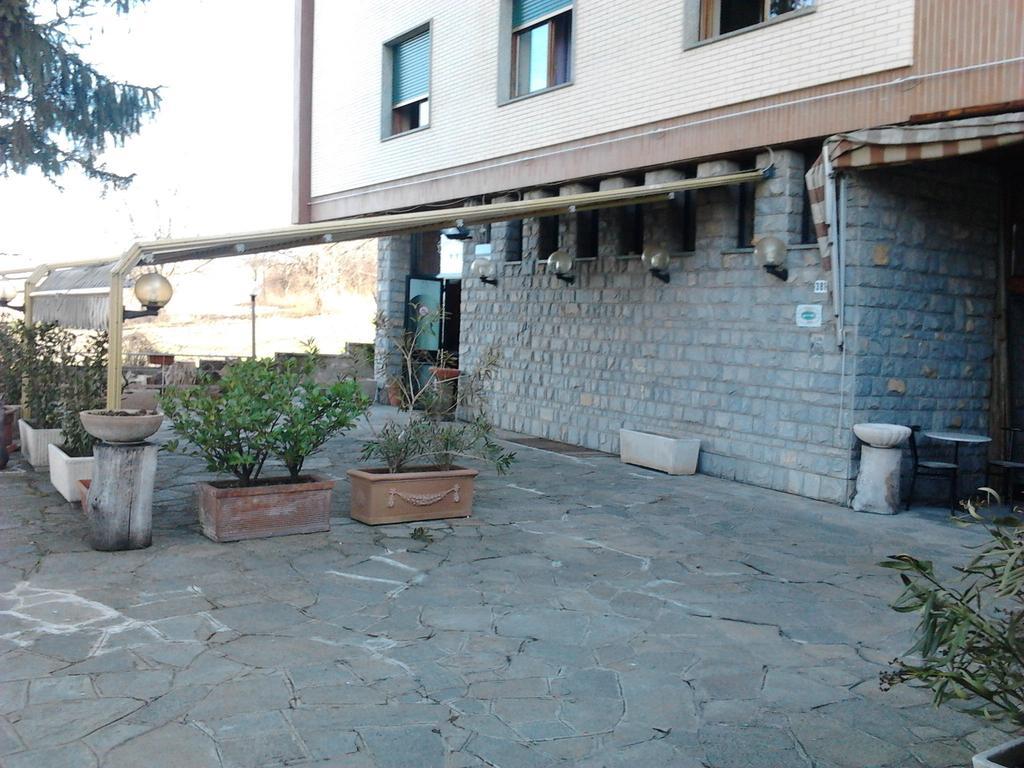 Albergo Ristorante Garden Ріволі Екстер'єр фото